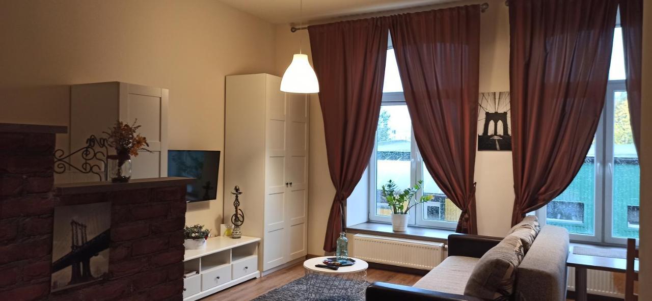Studio Flat In A Historical XIX C. Building. Kaunas Exterior photo